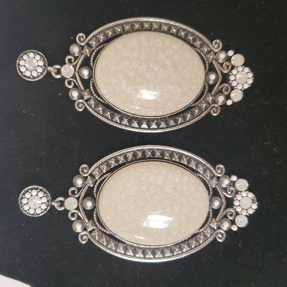 Dangle Stone Earrings